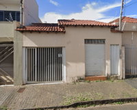 Fração ideal de 25% de imóvel residencial com 3 quartos, sendo 1 suíte, 1 banheiro, sala, copa, cozinha e área de serviço.