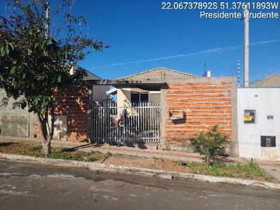 Casa 2 Quartos, 1 Vaga, 43,92 m²