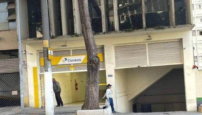 Prédio Comercial Amplo em São Paulo - Bela Vista