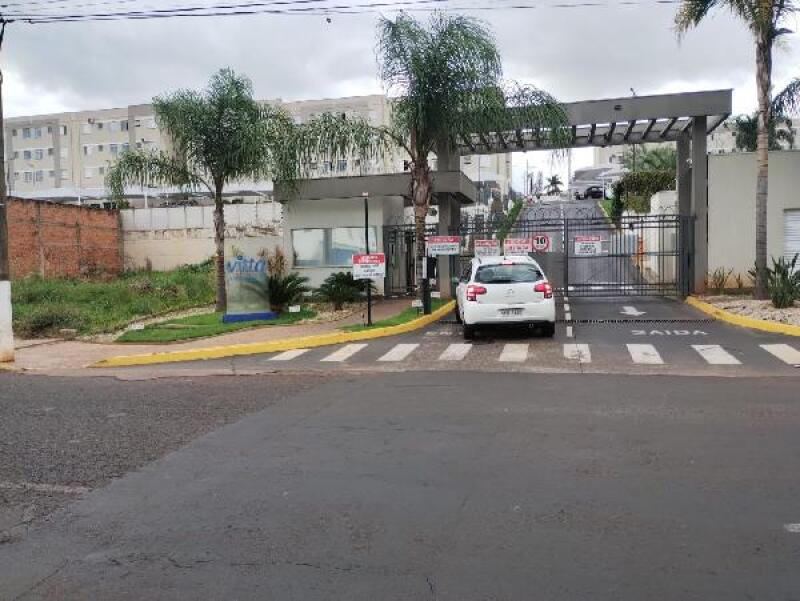 Apartamento com 2 quartos em Jaboticabal/SP