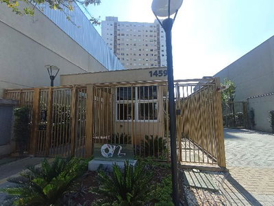 Apartamento 2 Quartos, 1 Banheiro, 44 m²