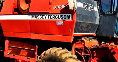 Colheitadeira Massey Ferguson MF3640