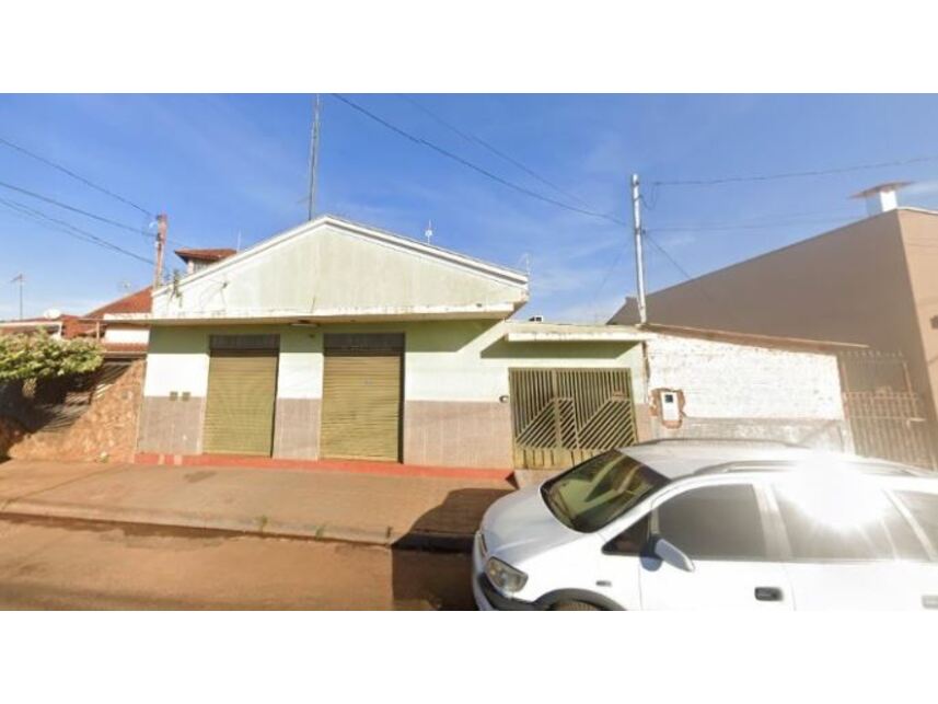 Residencial / Comercial Ocupado na Avenida Acre, 586