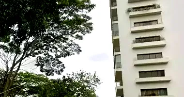 Apartamento 4 quartos com 2 suítes, 315m² útil, 4 vagas, ocupado