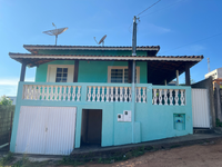 Casa com 120m² de área construída em terreno de 170m²