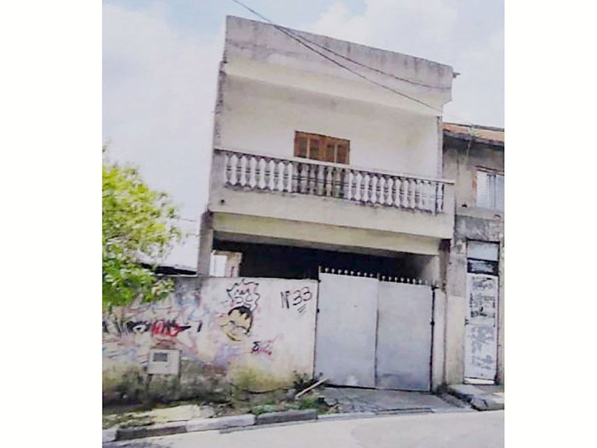 Sobrado Ocupado com 2 Quartos e 1 Banheiro em Embu das Artes