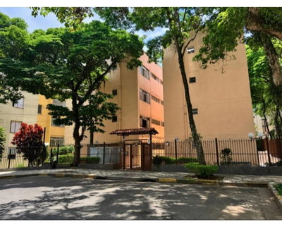 Apartamento com 49m² em Condomínio com Lazer