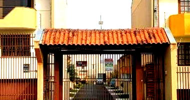 Casa em condomínio com 1 vaga e 164 m² de área construída