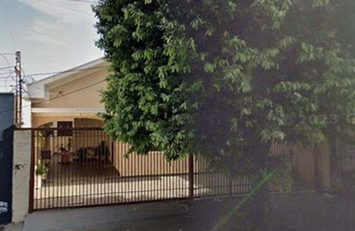 Casa com 2 cômodos e terreno de 330m² em São José do Rio Preto