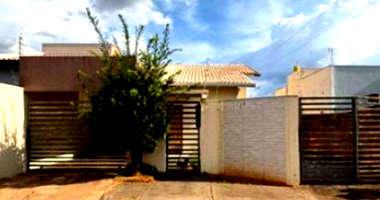 Casa com 75,64 m² em Jardim Tarumã