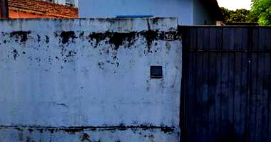 Casa 1 dorm, 1 banheiro, 42m² construída, desocupada