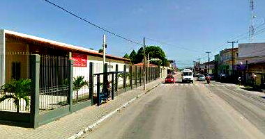Casa com 2 quartos, varanda, área construída 61,2m², terreno 722,16m²
