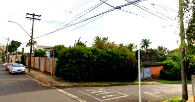 Casa Ocupada de 1.298m² no Centro de Botucatu/SP