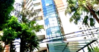 Apartamento Ocupado com 4 Vagas no Tatuapé - São Paulo