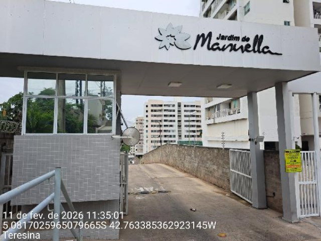 Apartamento com 3 quartos, 2 banheiros e 1 vaga de garagem