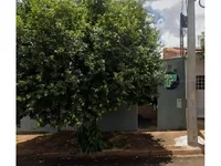 Casa em leilão com 2 quartos e 1 banheiro