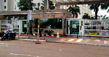 Apartamento com 2 Quartos e 1 Vaga em Londrina