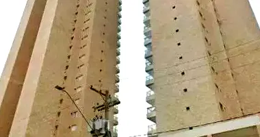 Apartamento em Leilão com 2 Quartos e 2 Vagas