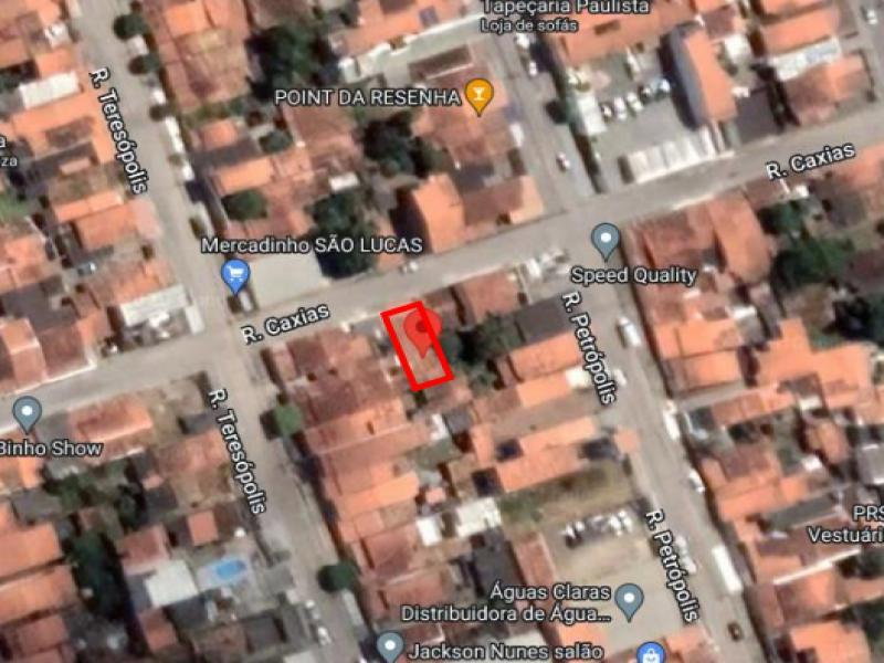 Casa com 2 quartos, 1 vaga, 150m² terreno, ocupada