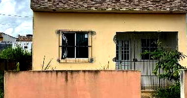 Casa em Chã de Alegria com 2 Quartos e 1 Vaga