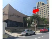 Imóvel Comercial com 4 edificações, 4.072,09m² construídos