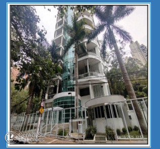 Apartamento com 3 vagas em São Paulo - Ed. Metropolitan Home Design