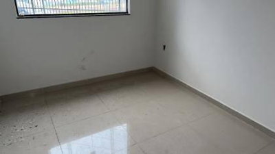 Casa com 2 Quartos e 1 Vaga em Condomínio - 53m²