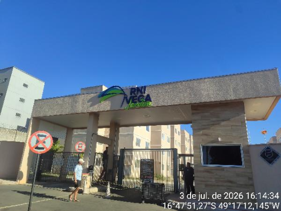 Apartamento com 2 Quartos e 1 Vaga em Aparecida de Goiânia