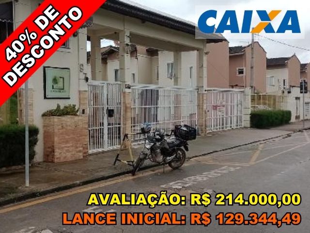 Casa com 2 Quartos e 1 Vaga em Fortaleza