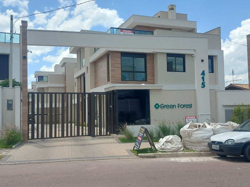 Residência em Condomínio com 143,80m² em Curitiba