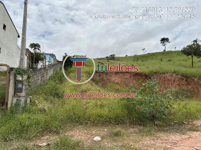 Terreno de 1.650 m² para investimento