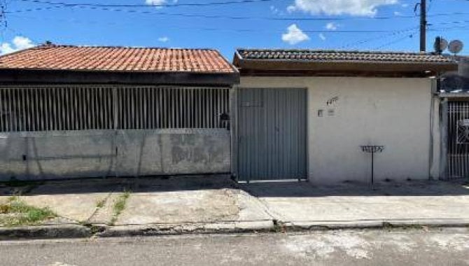 Casa em São José dos Campos com 89m²