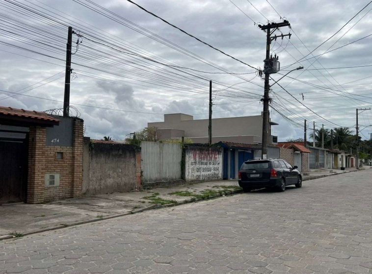 Terreno com 351,25m² em Caraguatatuba/SP