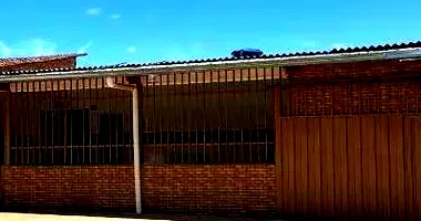 Casa em Leilão com 354m² de Área Construída em Ipameri/GO