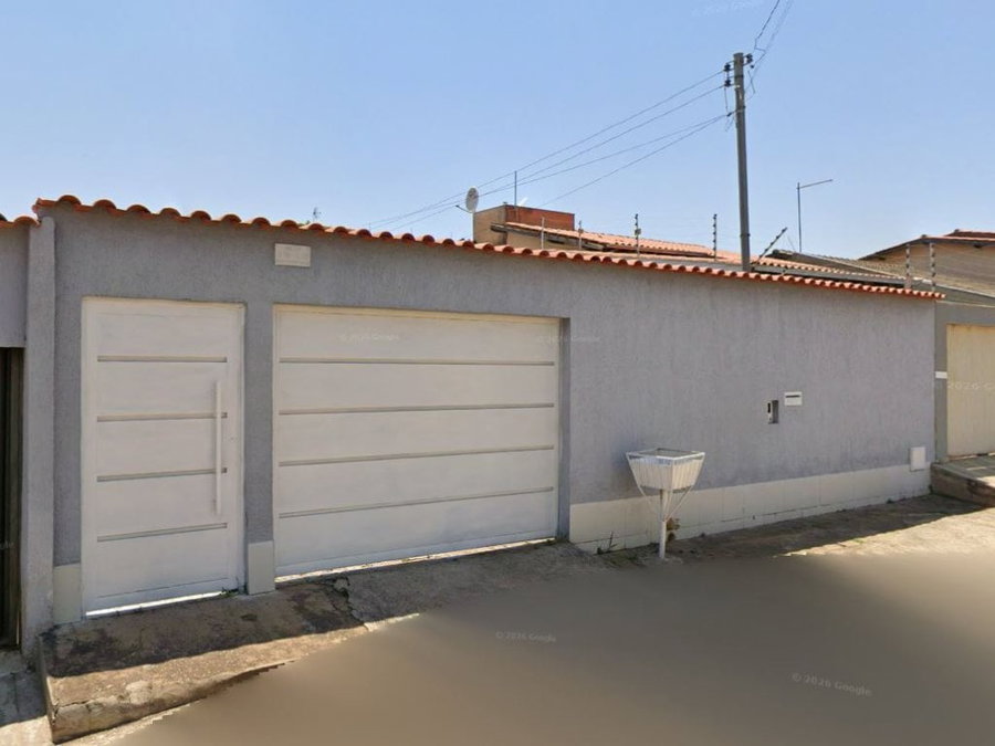 Casa 105m² em Anápolis-GO com 300m² de terreno e ocupação