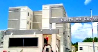 Apartamento com 2 quartos em Camaçari/BA