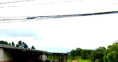 Terreno urbano amplo de 5616m² com frente de 48m, sem benfeitorias