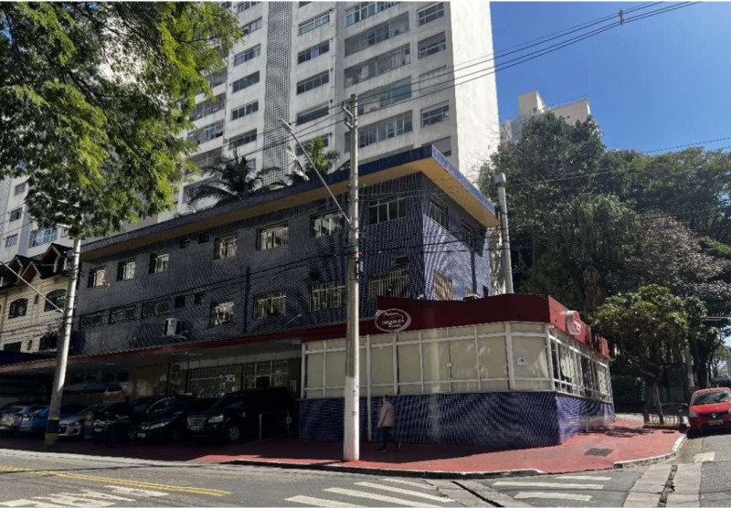 Prédio Comercial com Padaria, Restaurante e Salas Locadas em Aclimação