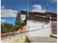 Casa com 125m² construídos, ocupada, em Vila Genioli