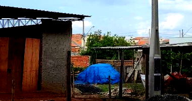 Terreno Urbano com Galpão, 1 banheiro, área construída 72m²