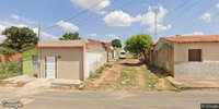 Casa residencial com 69,7m² construída, desocupada