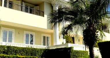 Mansão de Alto Padrão com 1.850 m² - 6 Suítes