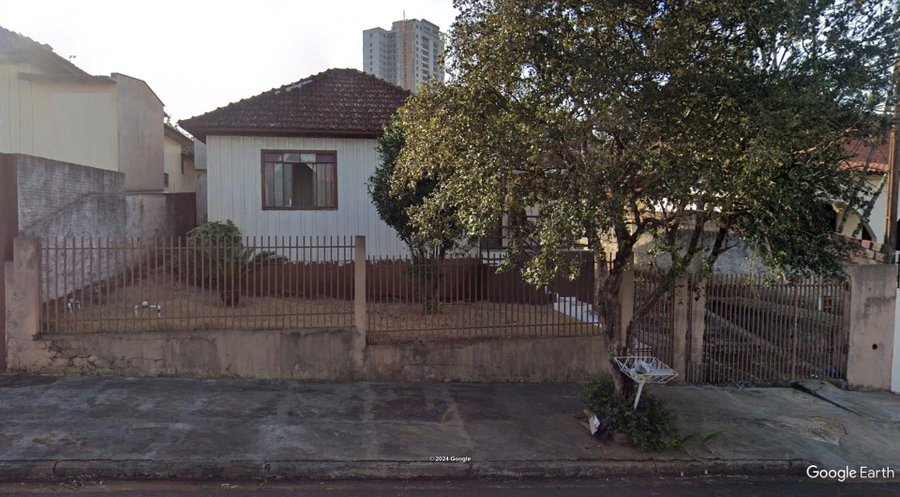 Casa com 588m² em Cambé/PR