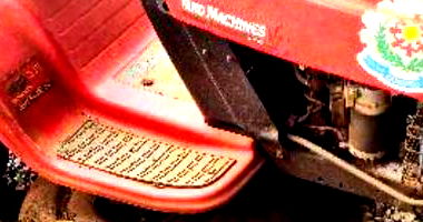 Trator de cortar grama MTD 17.5 HP