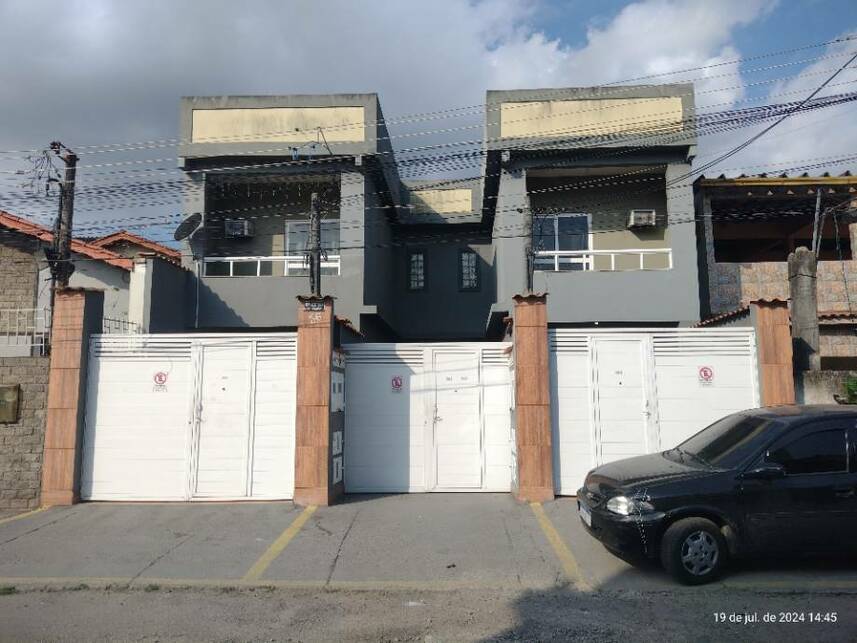 Casa em leilão com 1 vaga e 84m²