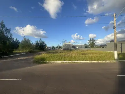 Terreno de esquina na Praia de Atlântida Sul, 59.500m²