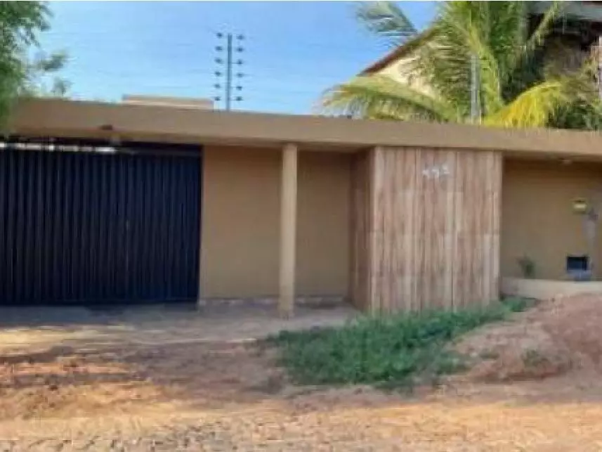Casa com 3 quartos, 103m² construídos, ocupada