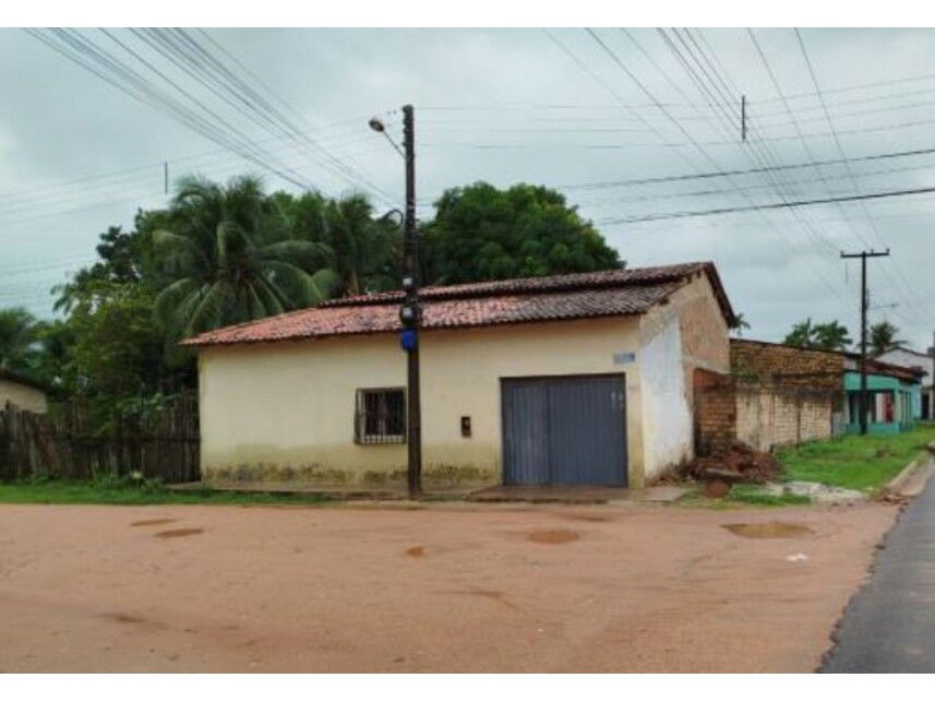 Casa Ocupada com 260m² de Terreno e 114m² Construídos