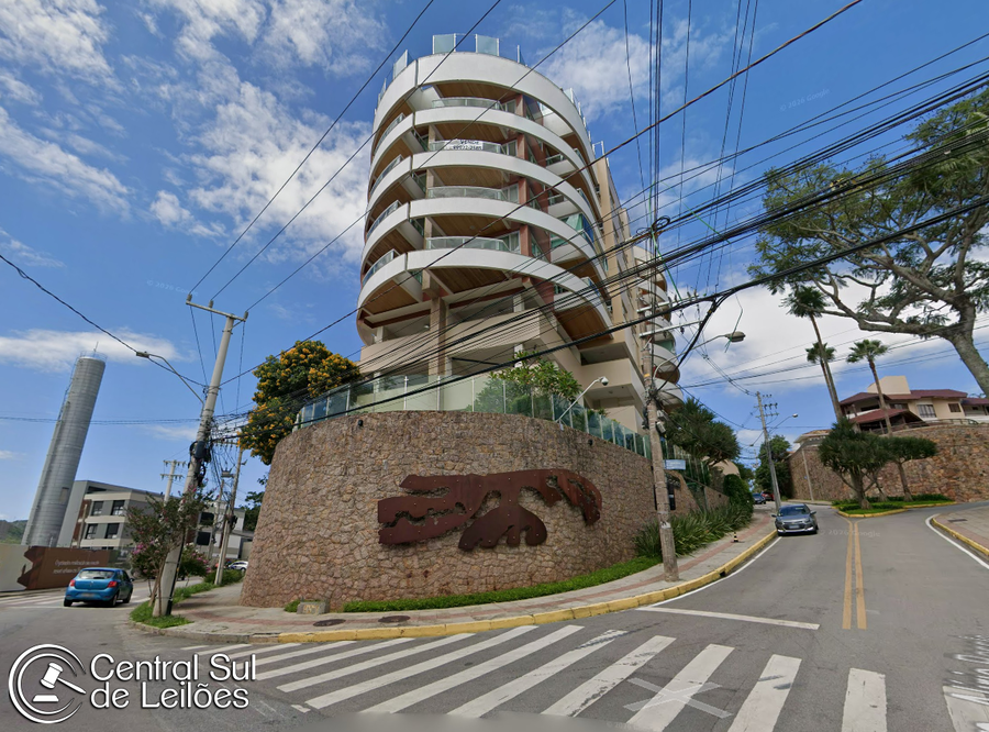 Apartamento 101 com 384m² no Cond. Residencial Juan Diaz de Solís