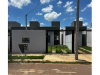 Casa desocupada de 52 m² em condomínio